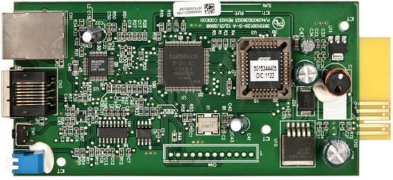 Carte réseau Delta Power Solutions SNMP IPv4 InsightPower pour onduleur, emplacement Smart (3915100120-S)