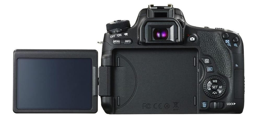 Reflex Canon EOS 750D + Objectif 18-55 IS STM