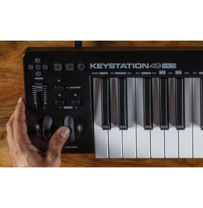 Clavier maître USB-MIDI M-Audio Keystation 49 MK3 - 49 touches dynamiques, molettes et transport — image 4