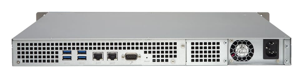 Serveur NAS Edge Cloud 10 baies haute performance compatible 10GbE QNAP TVS-EC1080-i3-8G