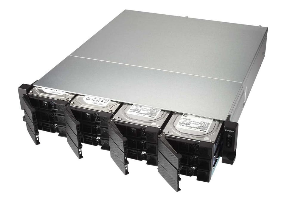 Serveur NAS professionnel 12 baies Rackable QNAP TS-1253U-RP avec alimentation redondante