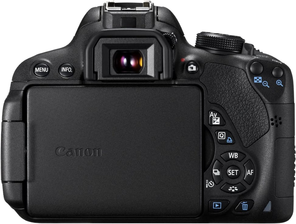 Reflex Canon EOS 700D + Objectif 18-135 IS STM