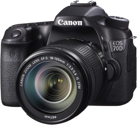 Reflex Canon EOS 70D + Objectif Canon EF-S 18-135mm f/3.5-5.6 IS STM