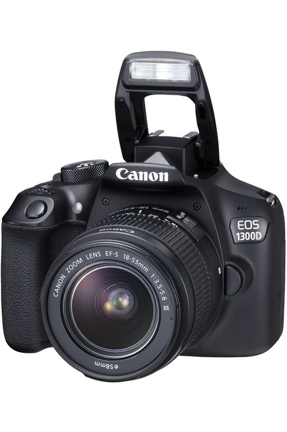 Reflex Canon EOS 1300D + Objectif Canon EF-S 18-55mm DC III STM (1160C009AA)