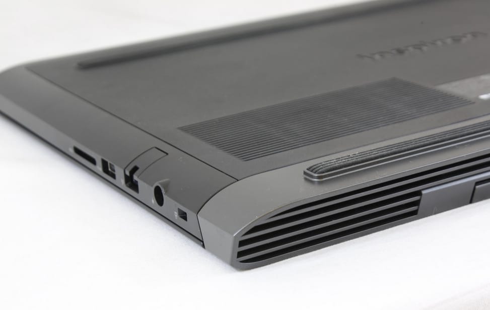 Ordinateur portable Dell Inspiron 15 7577 (FSTAR15KBL1805_613) — image 12