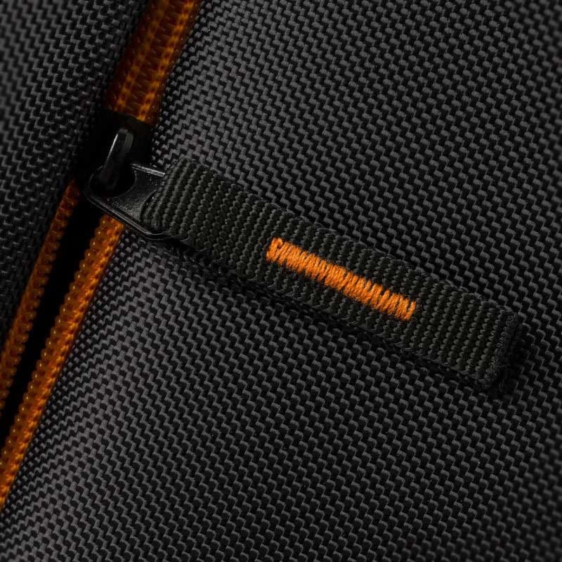 Sac à dos Rivacase Regent 8060 pour ordinateurs portables 17,3" - Noir
