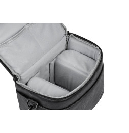 Grand étui Rivacase Orly 7613 pour reflex