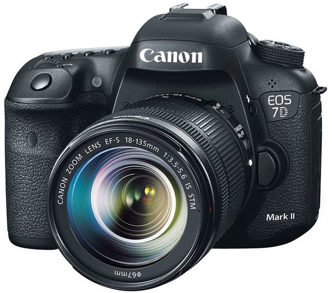  Appareil  photo  Reflex Canon  EOS  7D  Mark II 18 135 IS STM 