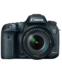 Appareil photo Reflex Canon EOS 7D Mark II - 18-135 IS STM (9128B137AA)
