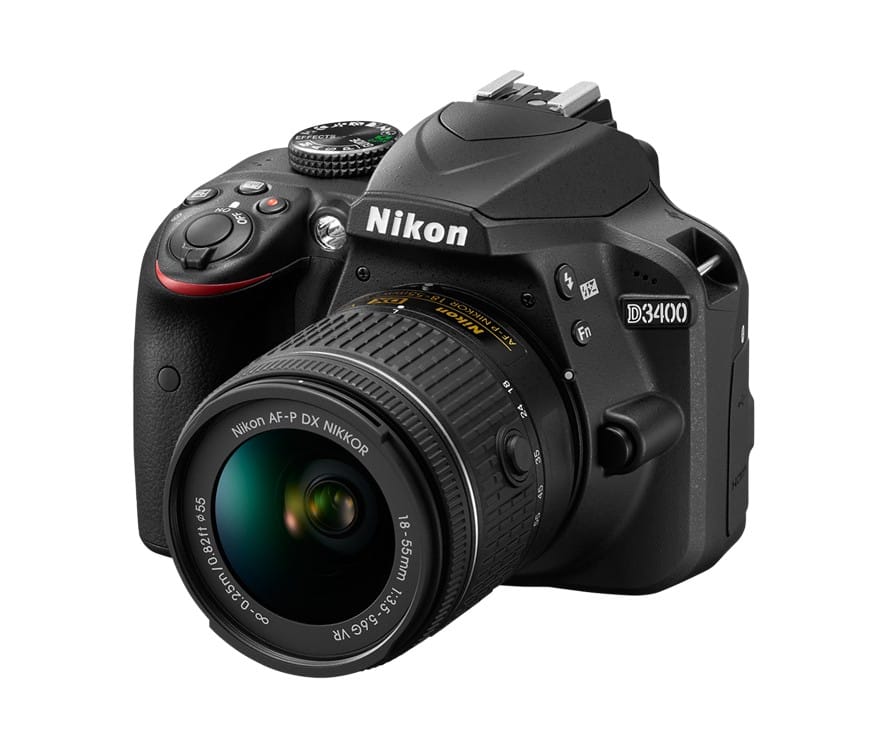 Reflex Nikon D3400 avec AF-P DX 18-55mm f/3.5-5.6G VR
