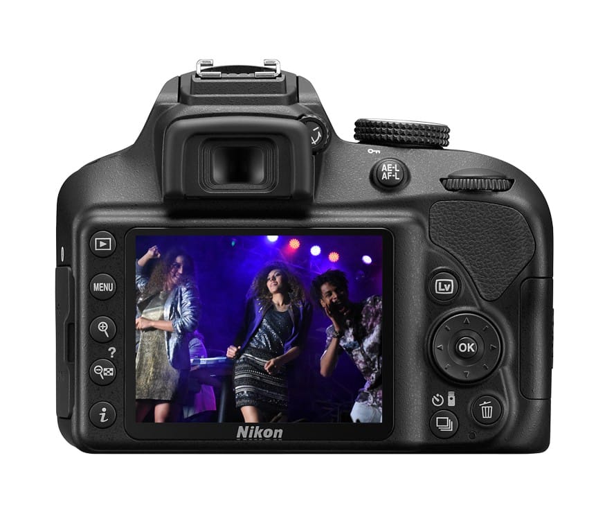 Reflex Nikon D3400 avec AF-P DX 18-55mm f/3.5-5.6G VR