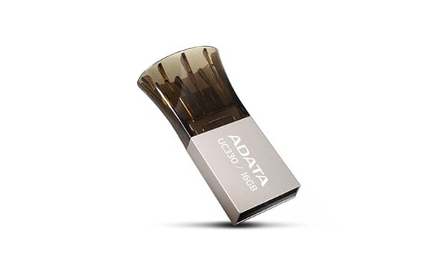 Lecteur Flash USB ADATA UC330 2.0 OTG 16GB (AUC330-16G-RBK) — image 3