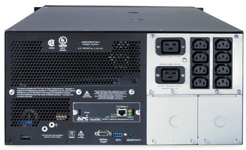Onduleur Line Interactive Haute Fréquence avec Stabilisateur de tension APC Smart-UPS 5000VA Convertible Rack/Tower