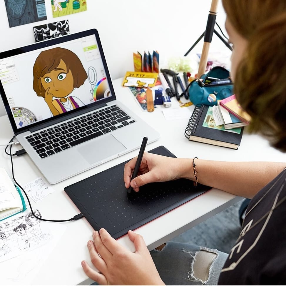 لوح رسم One by Wacom متوسط - USB (CTL-672-S) — صورة 7
