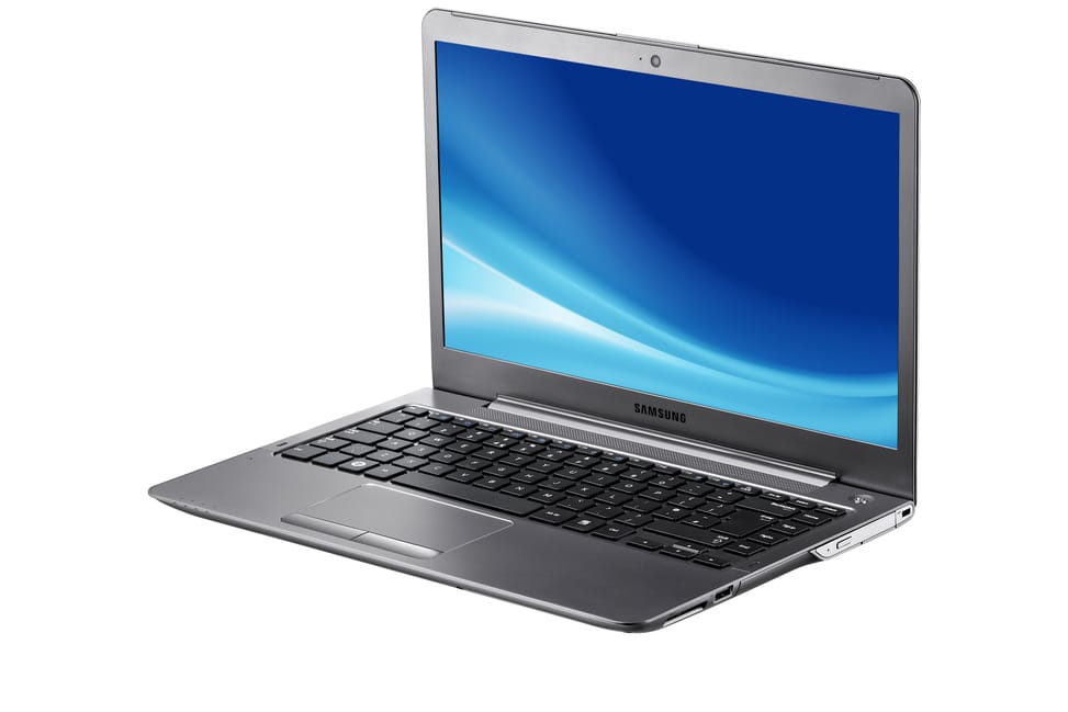 PC portable Ultrabook Samsung NP530 (NP530U4B-S01MA) — image 2