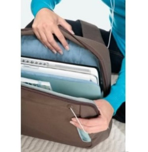 Sacoche ordinateur portable Belkin Messenger Bag 17" Chocolate/Tourmaline (F8N051EARL)
