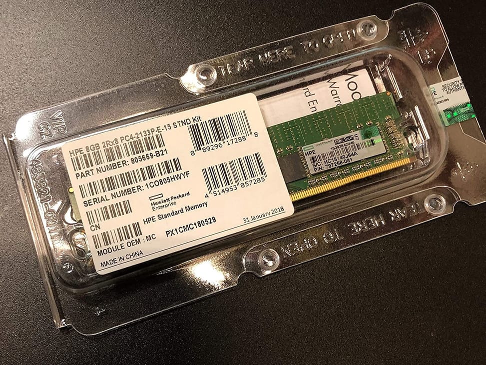 ذاكرة RAM HPE 8GB 2Rx8 PC4-2133P-E-15 STND Kit (805669-B21) — صورة 1