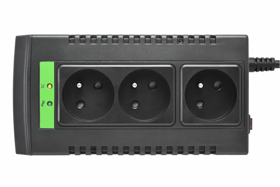 APC Line-R 600VA Automatic Voltage Regulator, 3 OU  (LS600-FR)