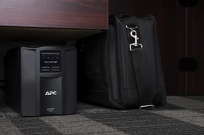 Onduleur Line-interactive APC Smart-UPS 1000VA - 230V (SMT1000IC) — image 3