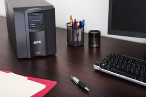 Onduleur Line-interactive APC Smart-UPS 1000VA - 230V (SMT1000IC) — image 4