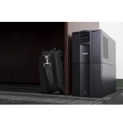 APC Smart-UPS 3000VA LCD 230V  (SMT3000IC)