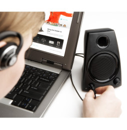 Logitech Speaker System Z130 - stéréo 2.0 - 5 Watts - Jack 3.5 mm