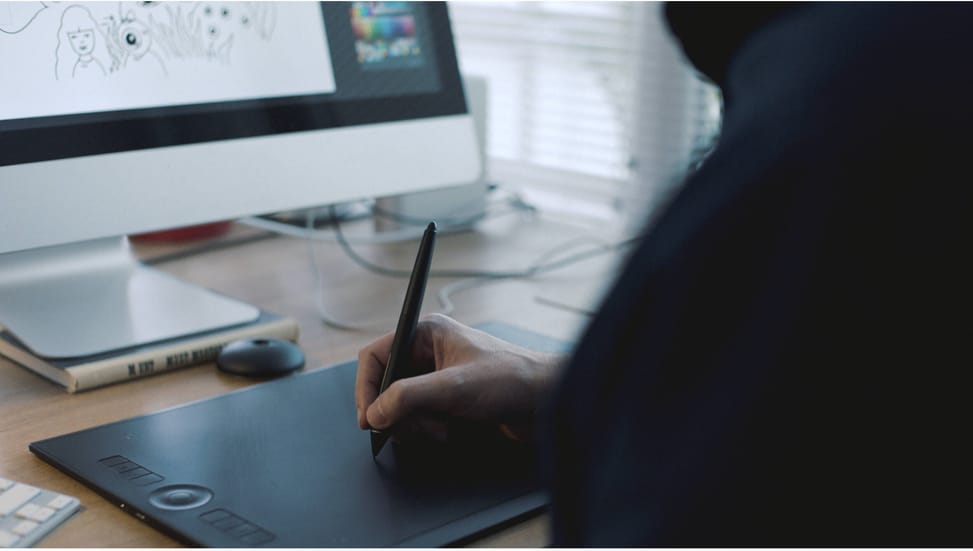 Tablette Graphique Wacom Intuos Pro Moyenne - USB & Bluetooth (PTH-660-S)