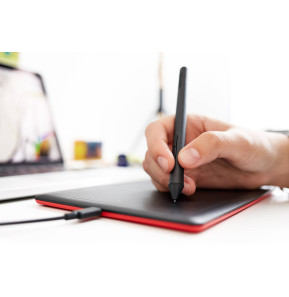 Tablette Graphique One by Wacom Petite - USB (CTL-472-S)