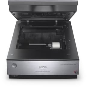 Scanner Epson Perfection V850 Pro pour numérisation de photos et de films (B11B224401) — image 6