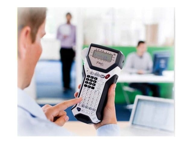 Etiqueteuse portable professionnelle Brother PT-2470 — image 4