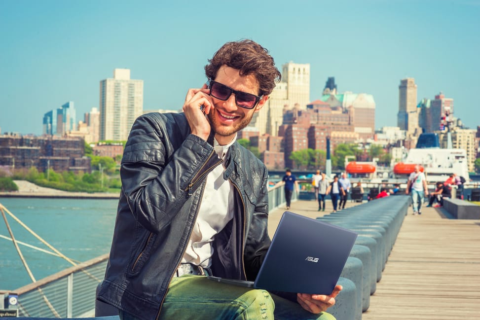 Ordinateur portable Asus VivoBook E12 E203NA