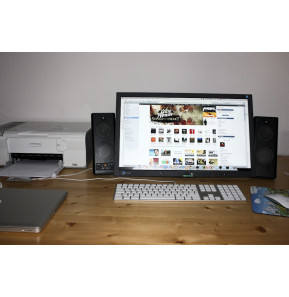 Logitech X-140 Haut-parleurs - stéréo 2.0 - 5 Watts - Jack 3,5mm