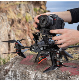 Appareil photo hybride Canon EOS R5 C Caméra Cinema EOS boîtier nu (5077C003AA)