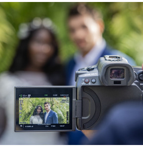 Appareil photo hybride Canon EOS R5 C Caméra Cinema EOS boîtier nu (5077C003AA)