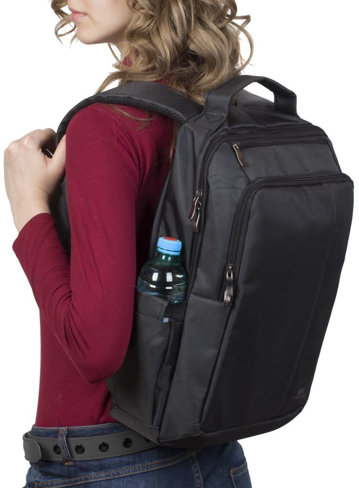 Sac à dos Rivacase Central 8262 Noir pour ordinateurs portables 15,6" (8262 Black)