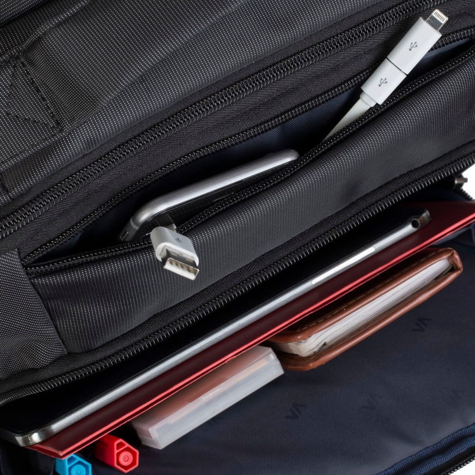 Sac à dos Rivacase Central 8262 Noir pour ordinateurs portables 15,6" (8262 Black)