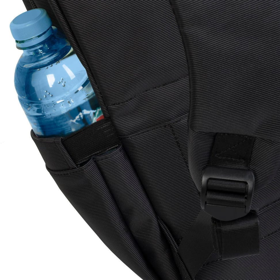 Sac à dos Rivacase Central 8262 Noir pour ordinateurs portables 15,6" (8262 Black)