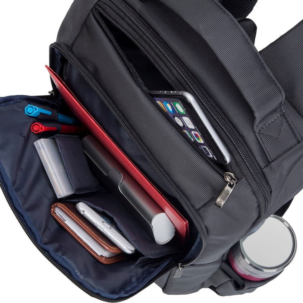 Sac à dos Rivacase Central 8262 Noir pour ordinateurs portables 15,6" (8262 Black)