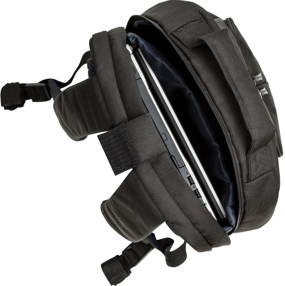 Sac à dos Rivacase Tegel 8460 Noir pour ordinateurs portables 17.3" (8460BLACK TEGEL)