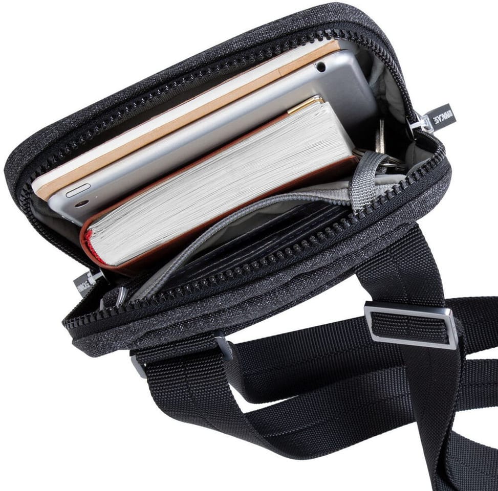 Sac à bandoulière Rivacase Lantau 8810 noir melange pour tablette jusqu'à 8" ( 8810 black melange)