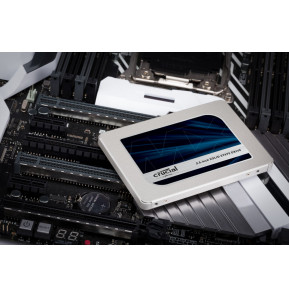 Disque Dur interne SSD Crucial MX500 2.5" 3D NAND SATA (500gb)