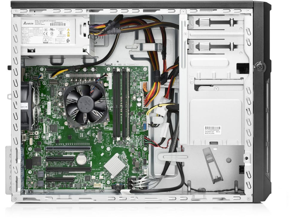 Serveur HPE ProLiant ML30 Gen10 Plus E-2124 2.8 GHz 4 cœurs monoprocesseur 16 Go-U 8 disques SFF - Alimentation redondante de 50