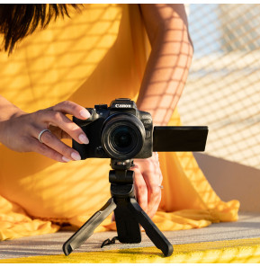 Appareil photo hybride Canon EOS R10 + objectif RF-S 18-45mm F4.5-6.3 IS STM (5331C010AA)