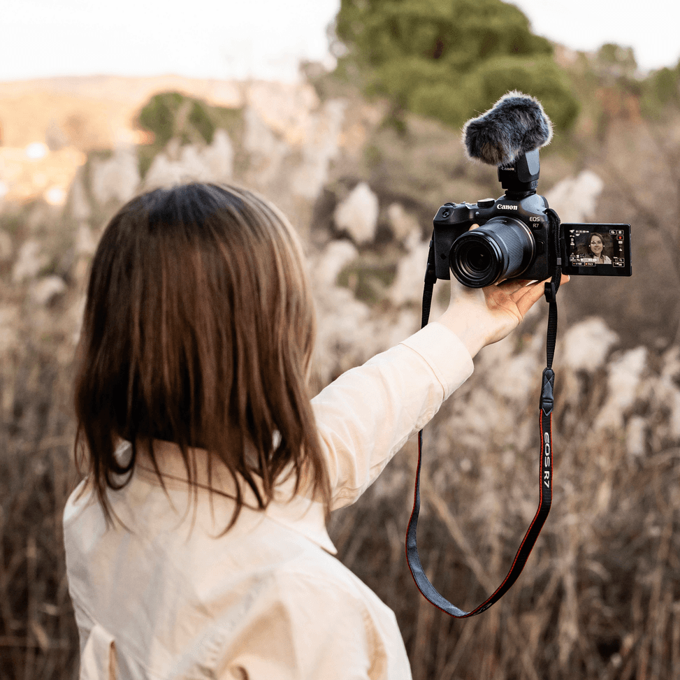 Appareil photo hybride Canon EOS R7 boîtier nu (5137C003AA) — image 10