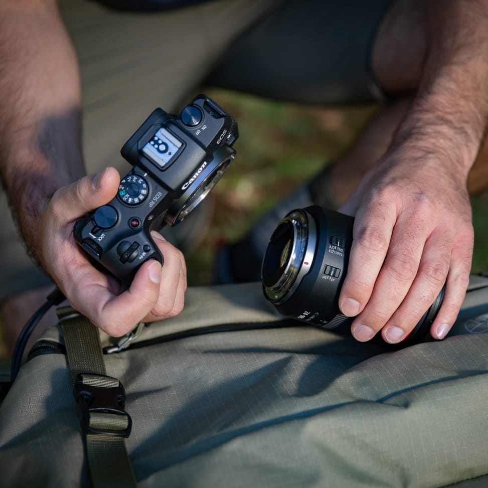 Boîtier de l'appareil photo hybride Canon EOS RP (3380C003AA) — image 9