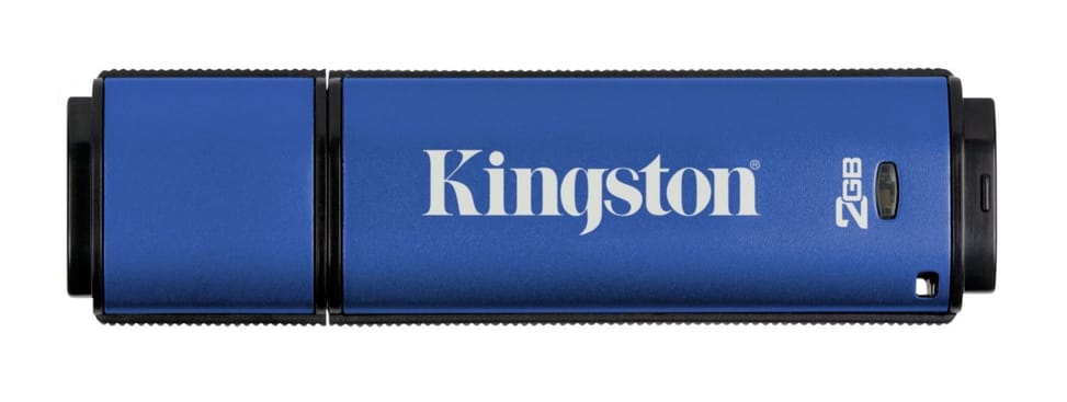 Kingston Clé USB DataTraveler Vault Privacy - 2 GB — image 2