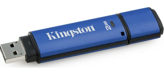 Kingston Clé USB DataTraveler Vault Privacy - 2 GB — image 4