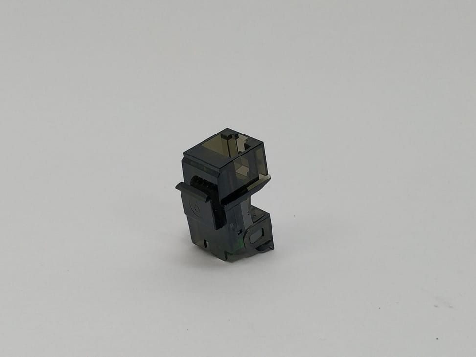 Leviton Cat6Plus Category 6 UTP Tool-Free Jack (C6CJAKU002) — image 3