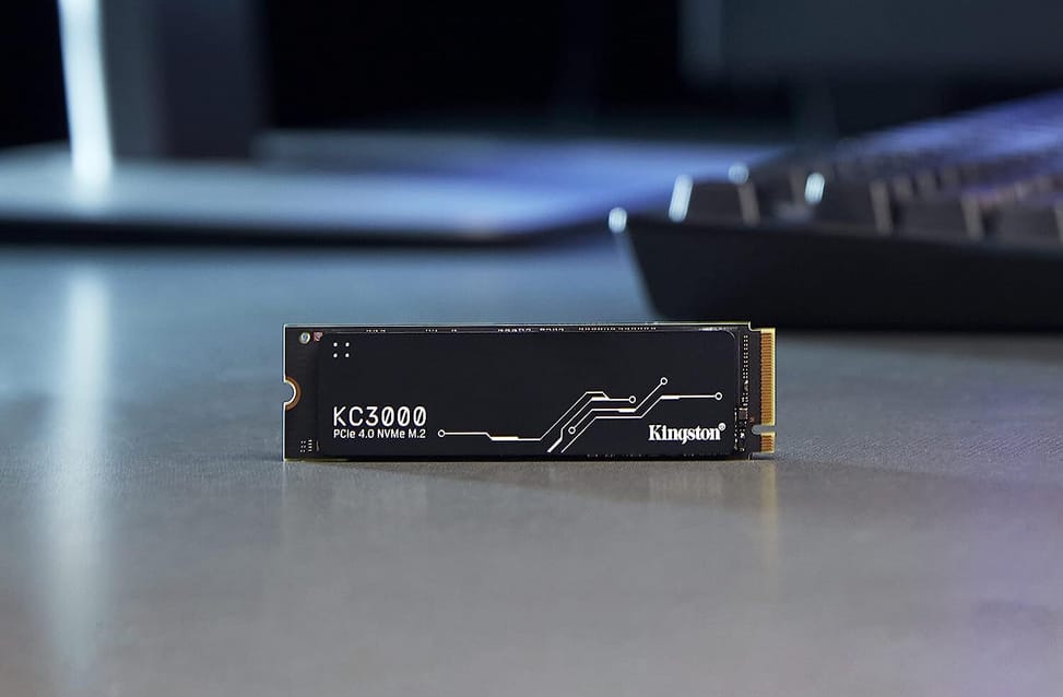 قرص SSD داخلي Kingston KC3000 M.2 2280 PCIe Gen4 x4 NVMe 3D TLC 512 GB (SKC3000S/512G) — صورة 4
