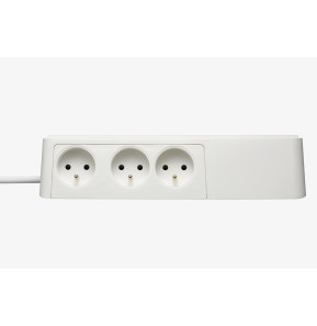 Bloc parafoudre APC Essential SurgeArrest 6 prises France 230V avec 2 ports de chargement USB